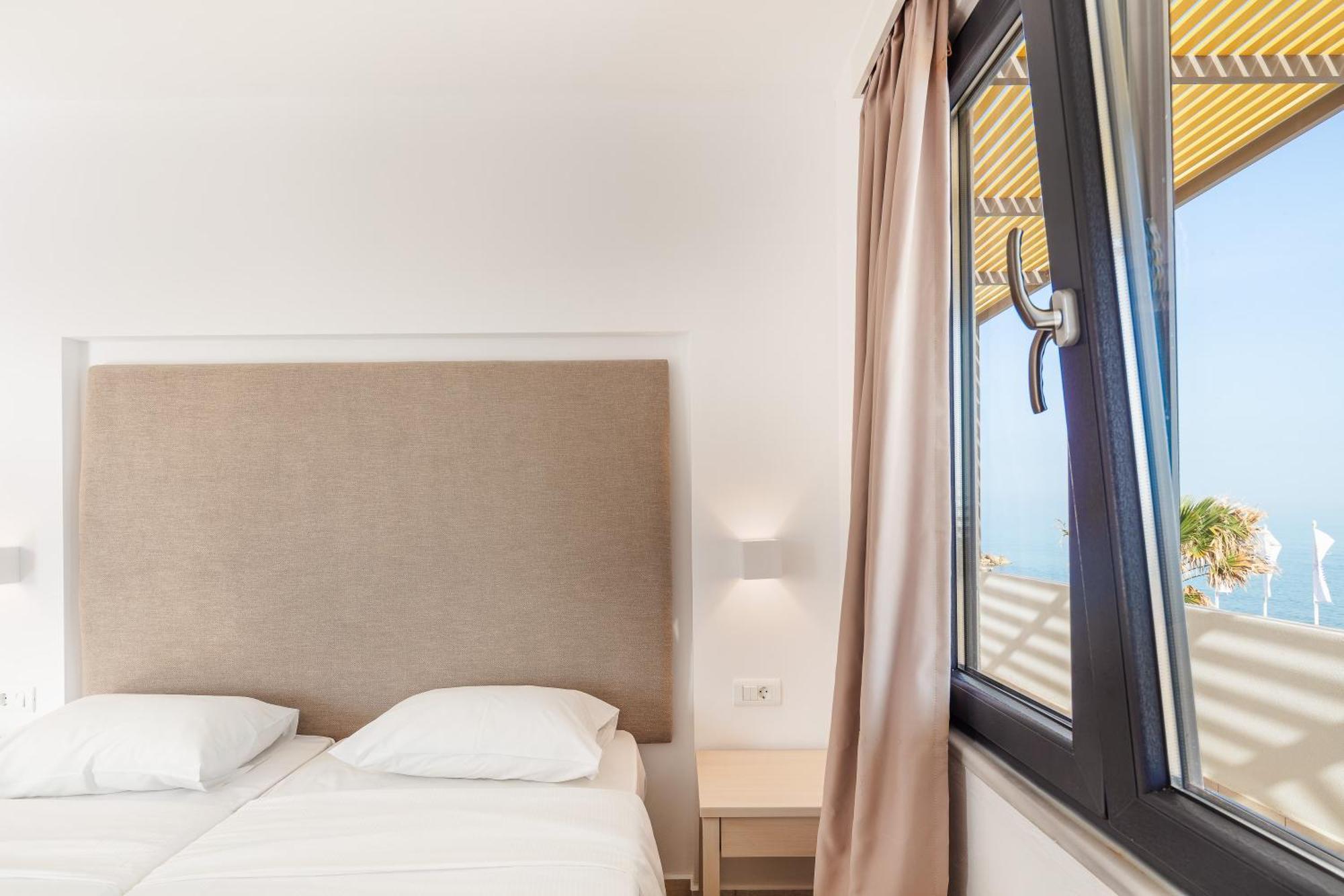 Kokkini Hani Golden Bay Boutique Hotel & Bungalows الغرفة الصورة